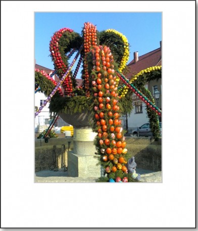 2011-querbeet-osterbrunnen-in-triptis-03